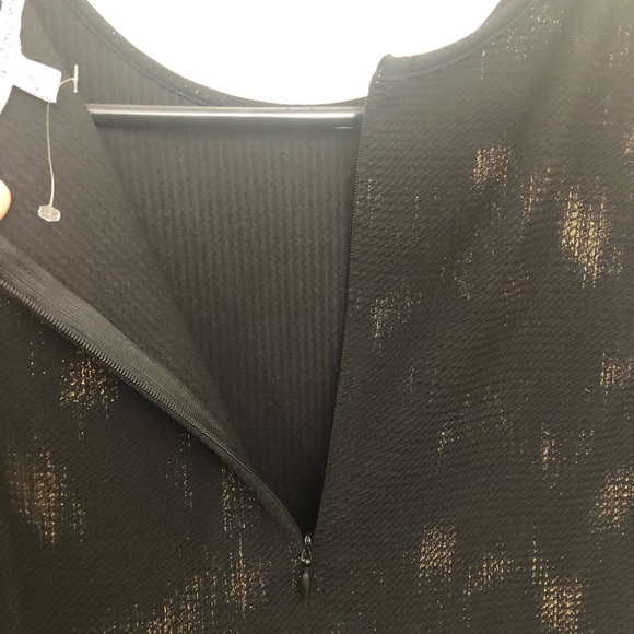 COLLECTIVE CONCEPTS Large (fits small) Short Sleeve Knit Top Black NWOT - Picture 9 of 12